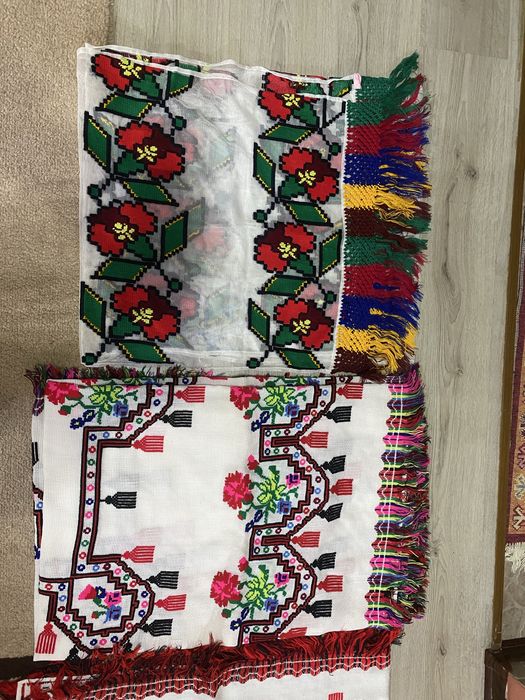 Fete de masa si prosop traditionale romanesti