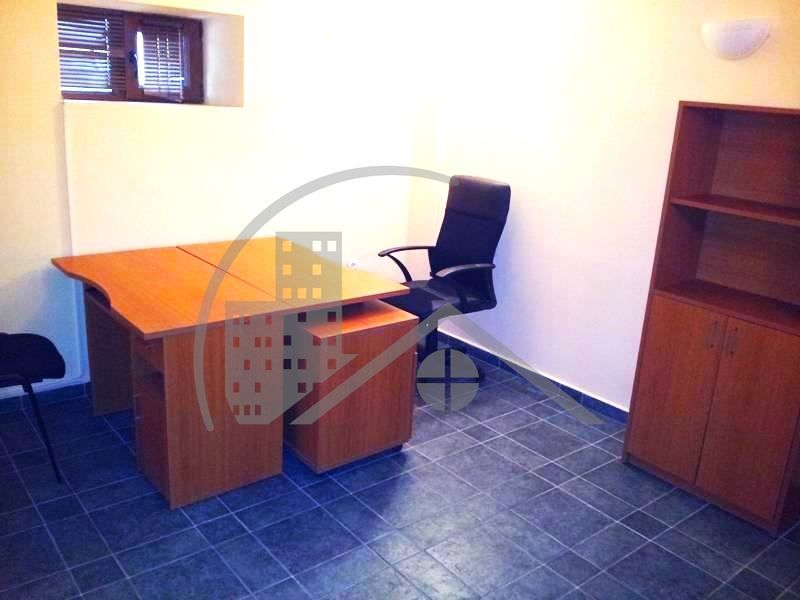 Офис във Варна • Идеален център • площ 65 • цена 55000