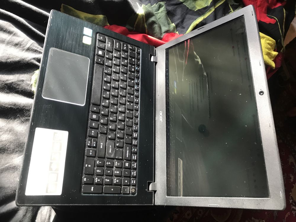 Ноутбук Acer Aspire E15 E5-576G-50UC