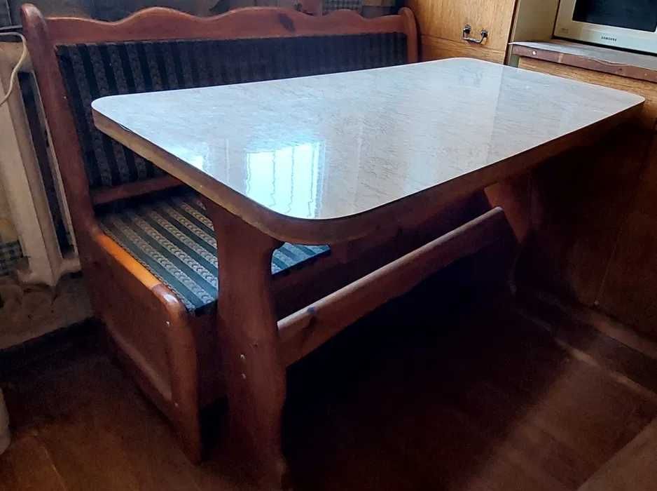 Продаю уголок кухонный.