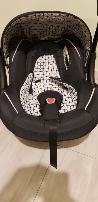 Бебешко кошче Silver Cross от 0 до 13кг

Марка-Silver Cross.

За б