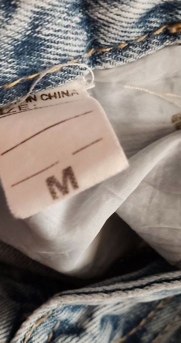 Джинсы молодежные женские