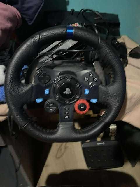 продавам logitech g29