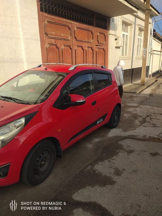 Spark 2 2010                 .