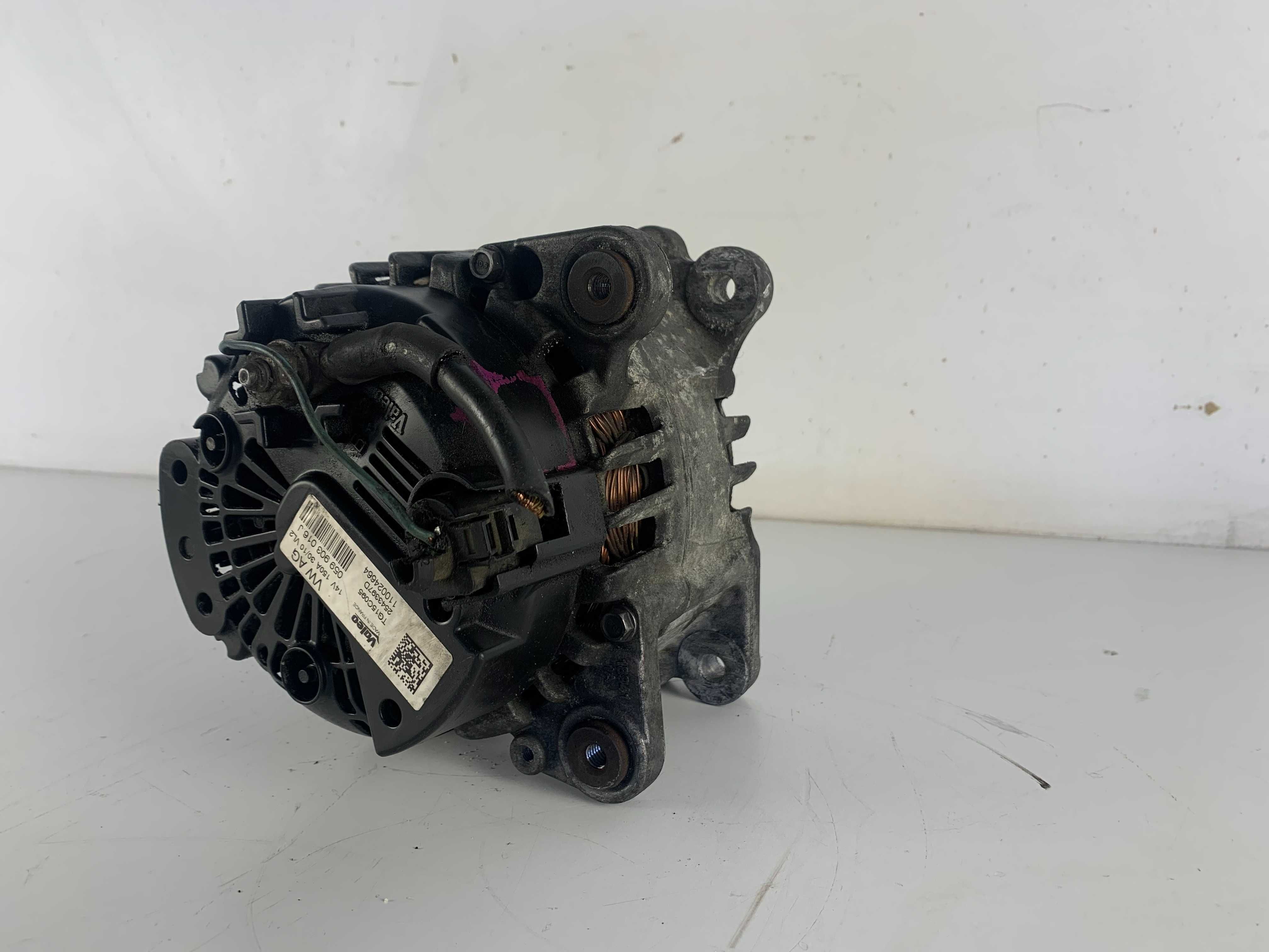 Генератор Audi A5 8T A4 B8/8K (11-16)г. 150Аh