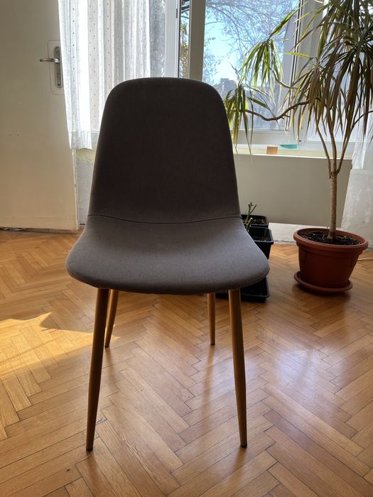 Трапезен стол скандинавски стил