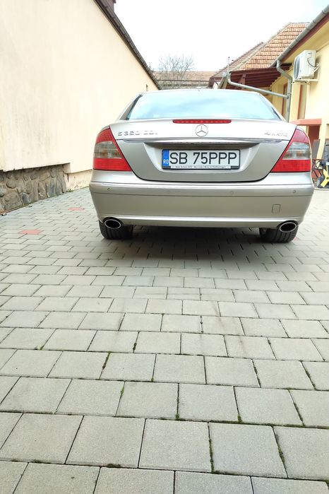 Vand Mercedes E 320 cdi 4Matic W211