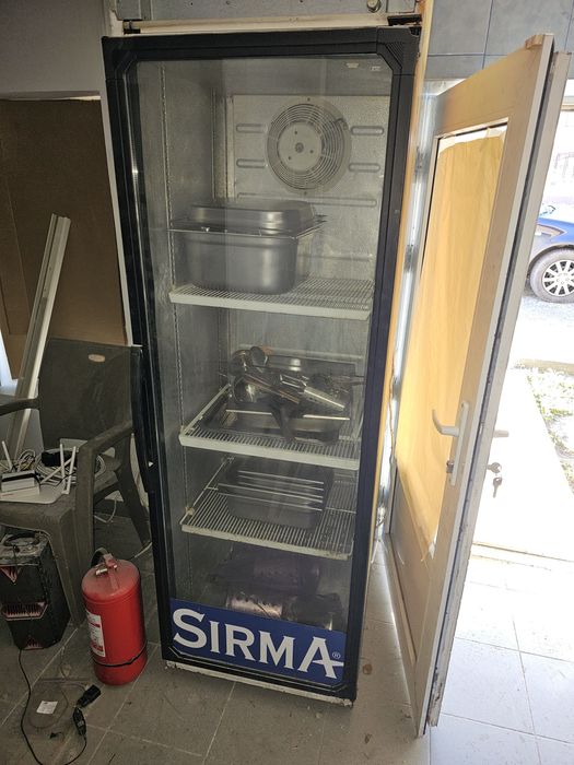 Lada frigorifica noua 246l si frigider bauturi 1200lei