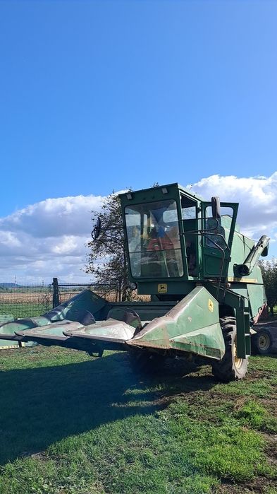 Vând combină john deere 940