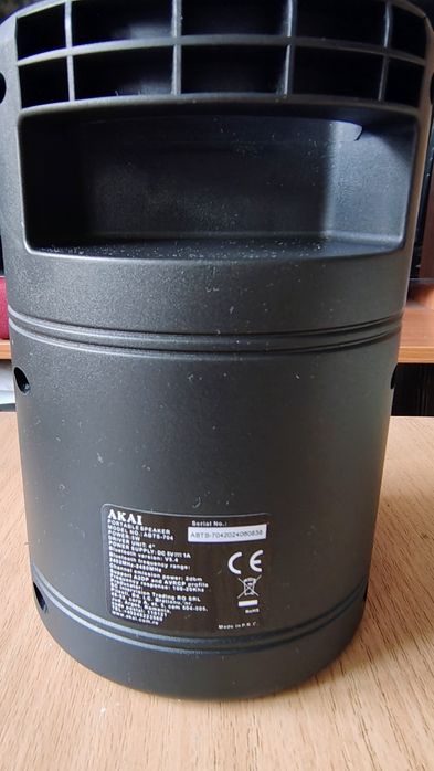 Vand boxa marca AKAI