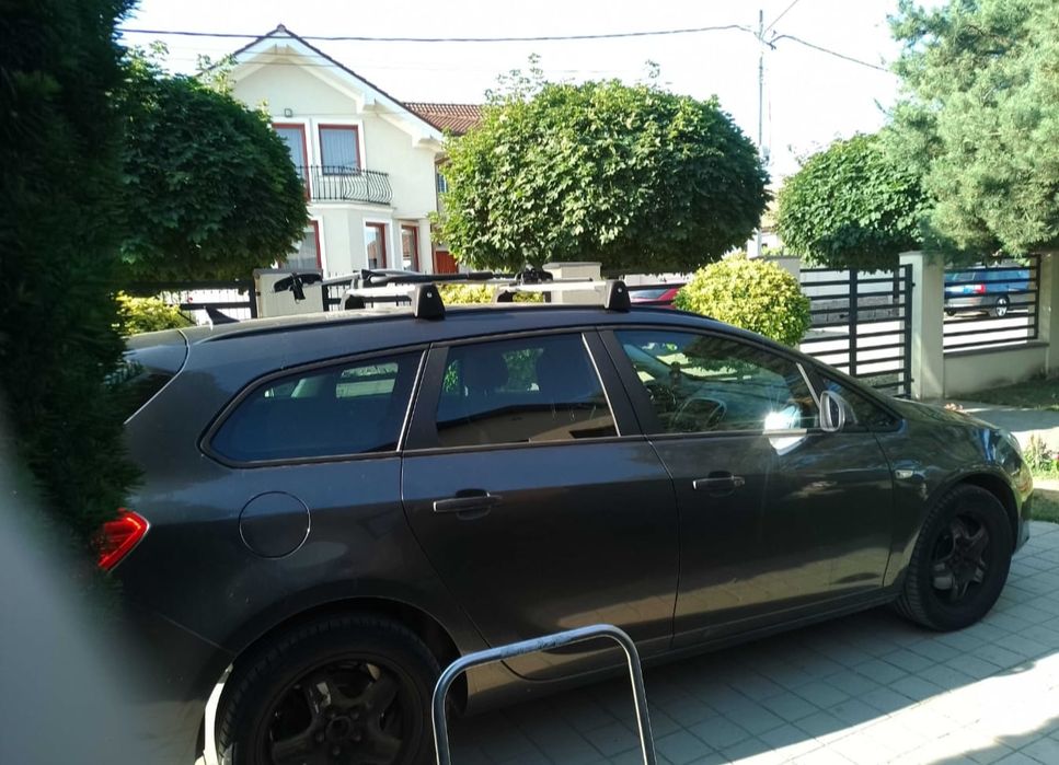 Urgent! Opel Astra J Kombi