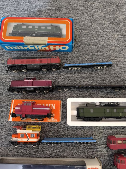 Locomotive si vagoane scara HO