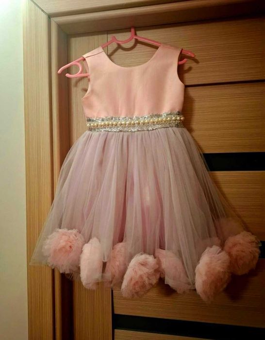 Rochita eleganta marime 98