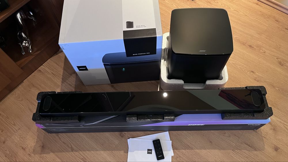 Bose Soundbar SMART ULTRA & Bose BassModule 700