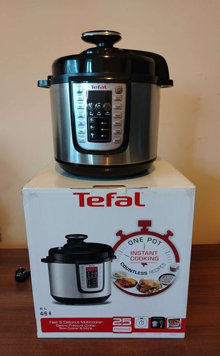 Vând Oala sub presiune electrica Tefal