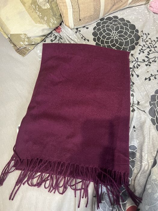 Зимен шал в лилав цвят