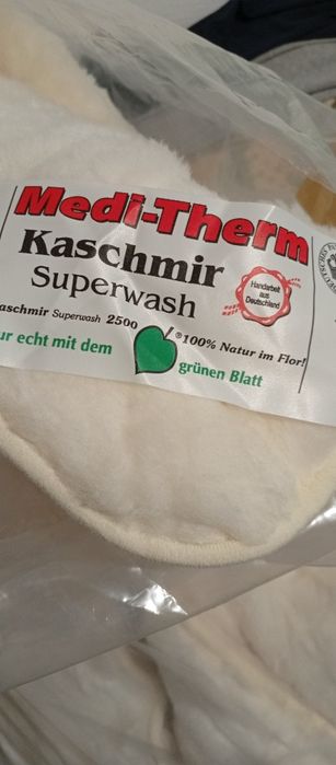 Vând Pilotă–Pătură premium Medi-Therm Cașmir Superwash