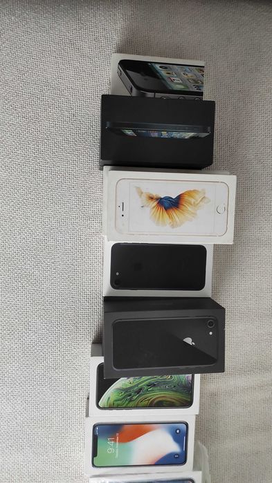 cutii telefon diverse modele ptr stoc suna-ti