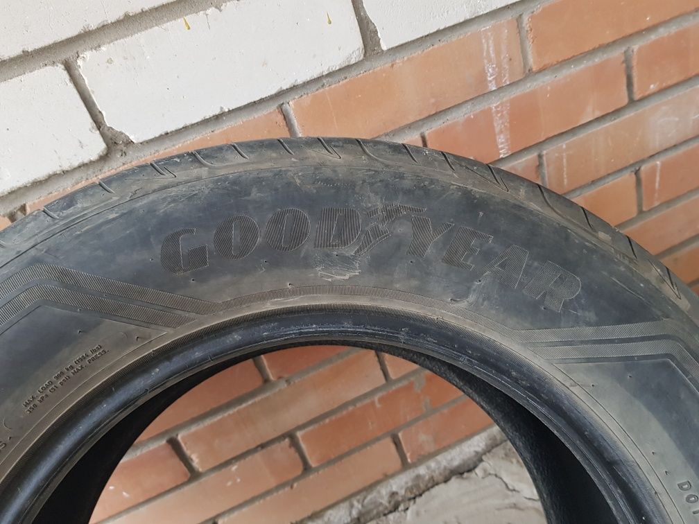 Летняя резина 235/60/17 KUMHO goodyear