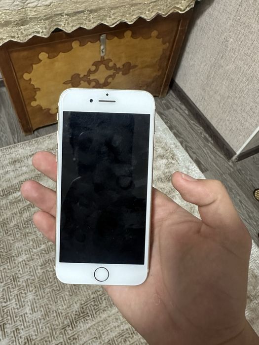 Iphone 7 б/у.   .