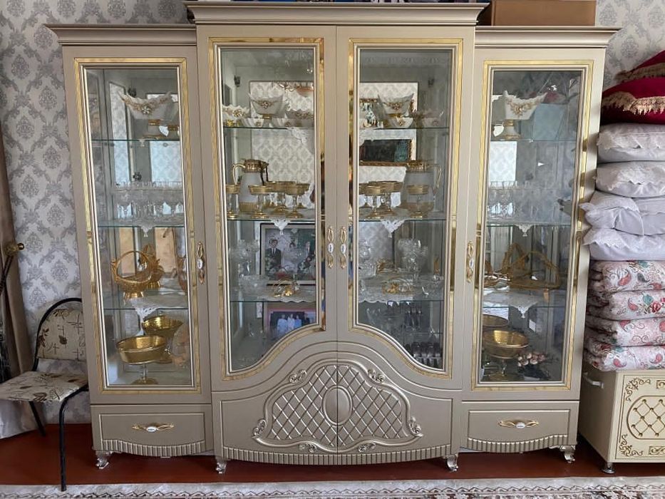 Горка для гостиной