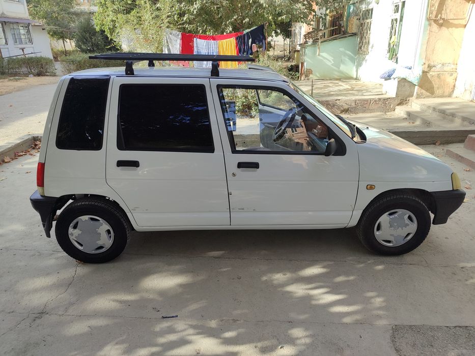 Tiko 1999 yil 2000$