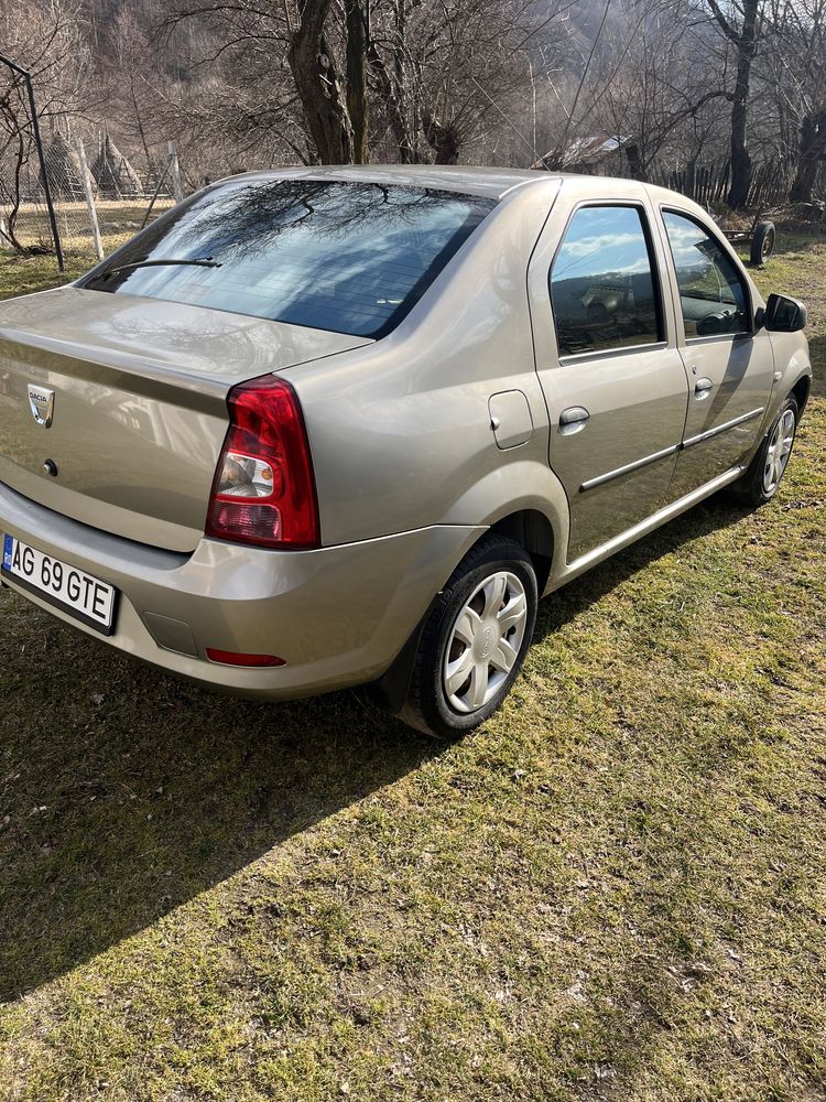 Vand Dacia logan