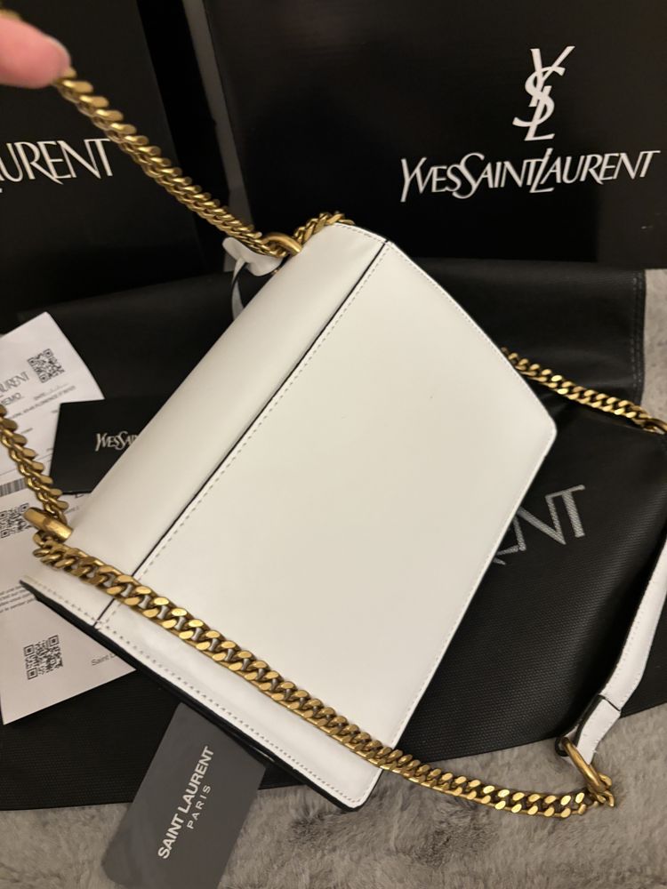 Poseta Ysl alba Yves Sain Lauren