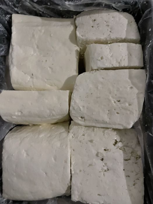 Vand telemea maturată de oaie!!