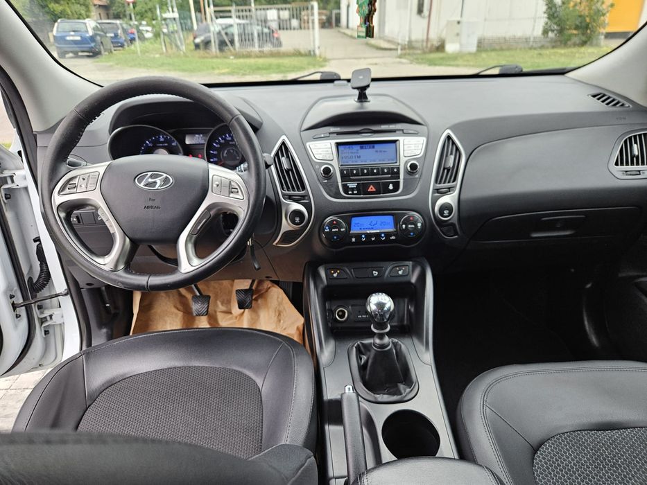 Hyundai Ix35 an 2011 1.7 crd cutie manuala 4x4