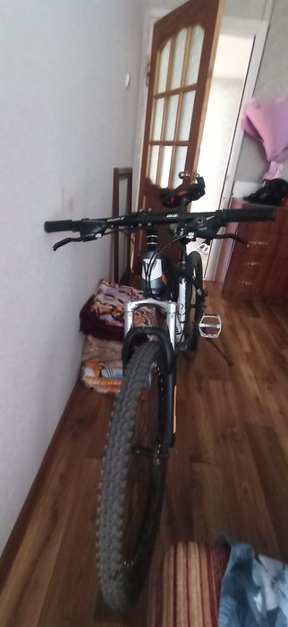 Продам велосипед скоростной в отличном состоянии