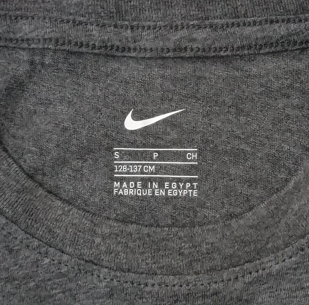 Nike Sportswear Tee оригинална тениска ръст 122-128см Найк