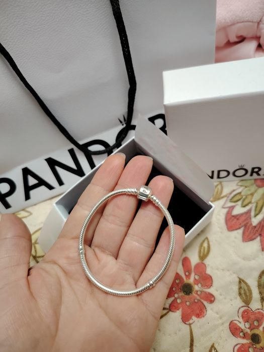 Pandora сребърна гривна