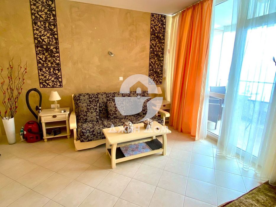 Продава се Двустаен апартамент в Свети Влас - 84 кв.м за 1608 €/кв.м - Снимка #1