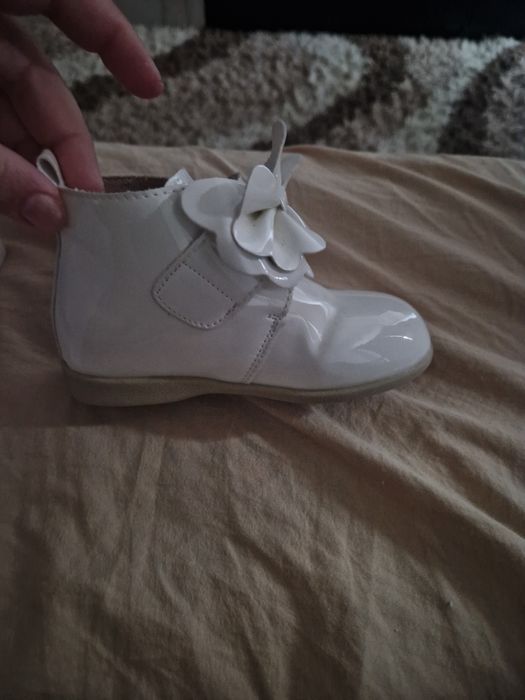 Ghete elegante fetite