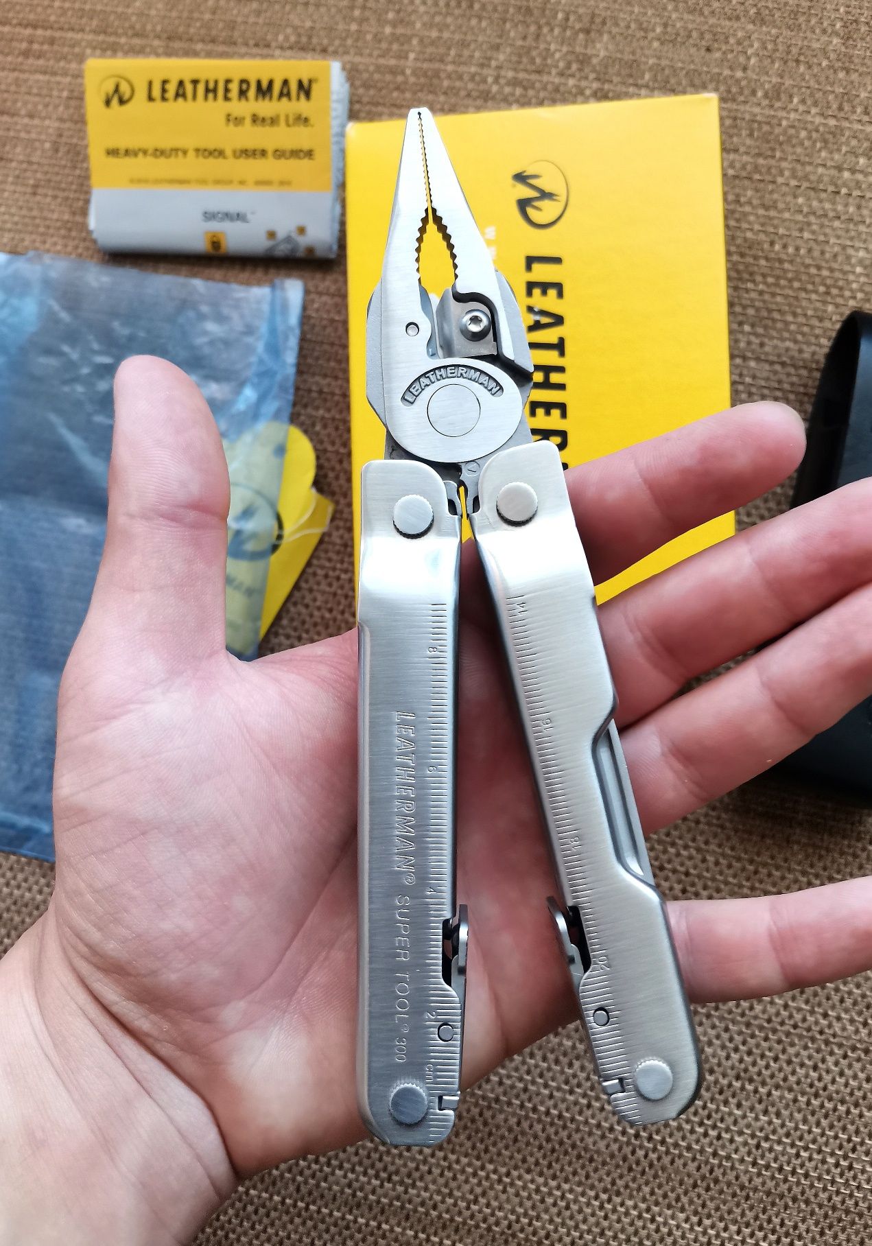 НОВА ЦЕНА Leatherman Super Tool 300