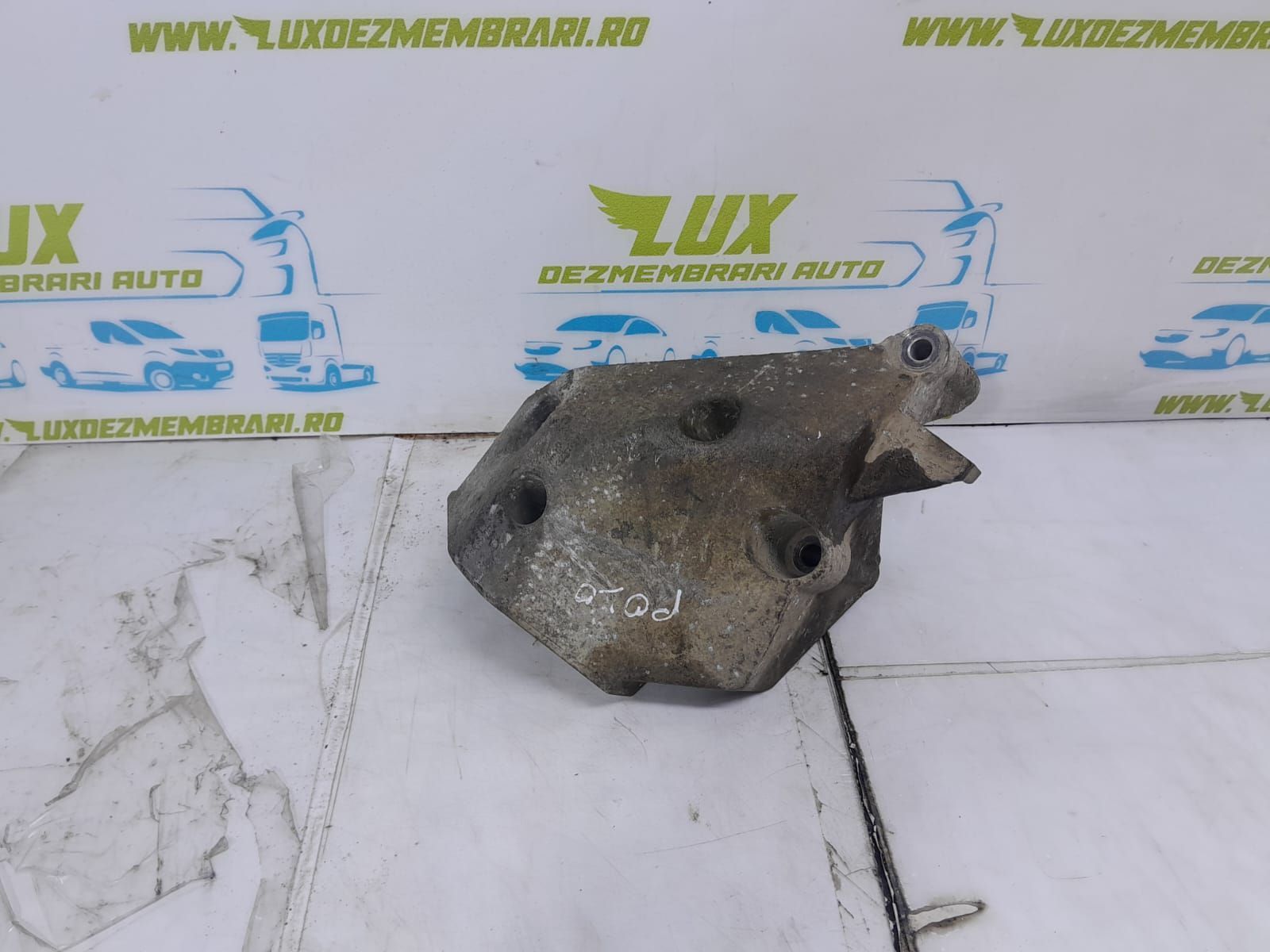 Suport motor 045199207 1.4 tdi BNV Skoda Roomster 1 5J