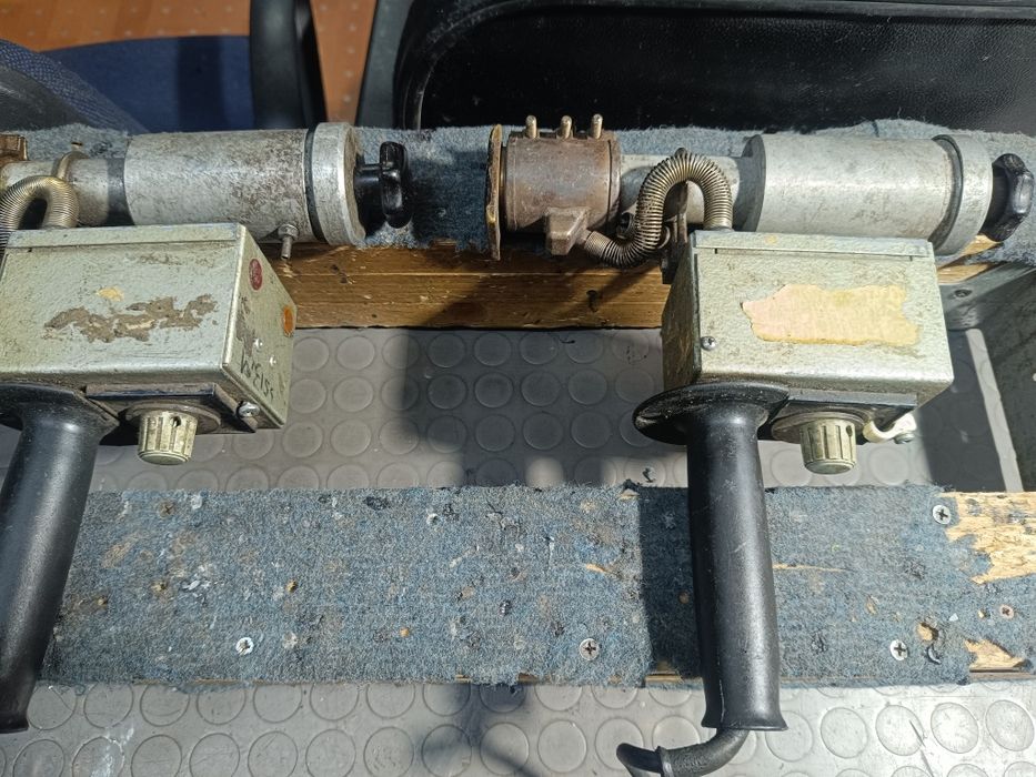 Машина за запълване на ски 2 броя за 150 лв.