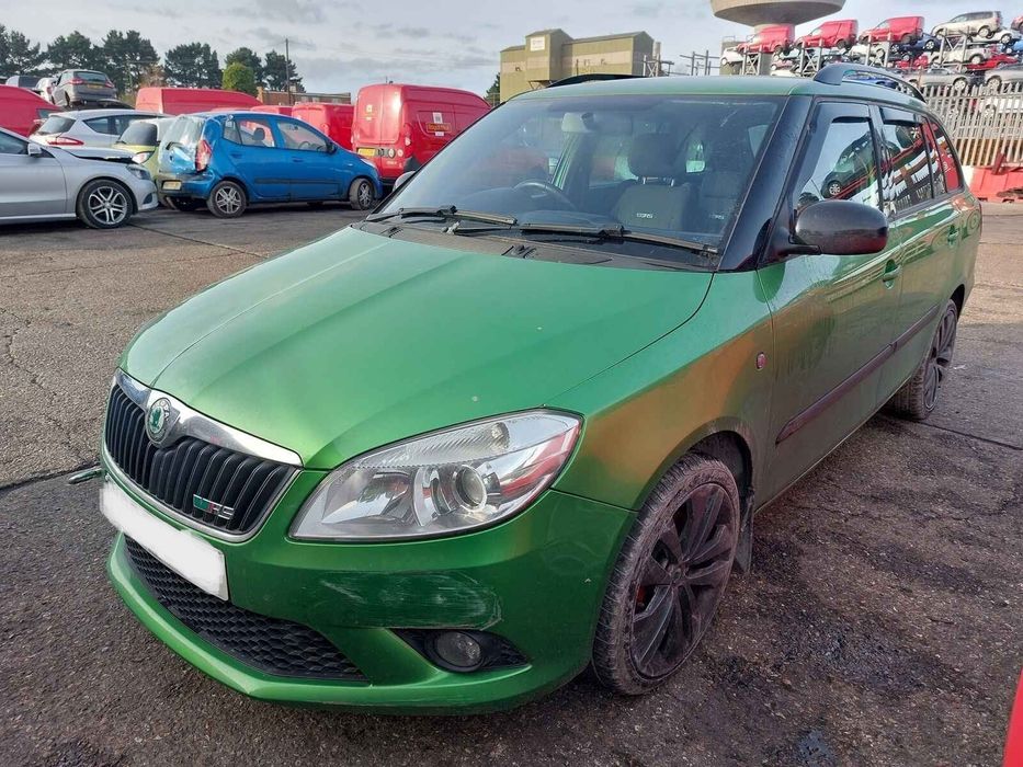 Aripa Spate Stanga Skoda Fabia 2010 Break Verde