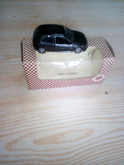 Ретро колички- чисто нови