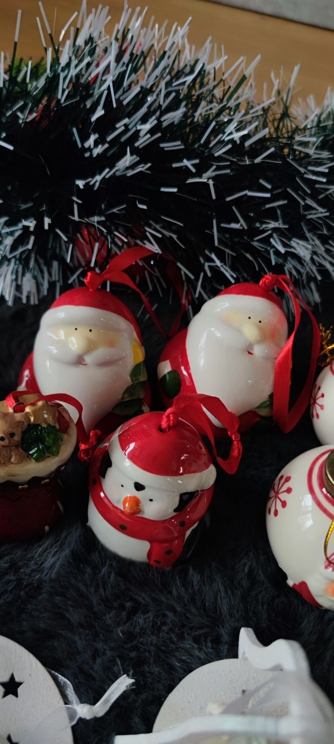 Коледни играчки, различни видове