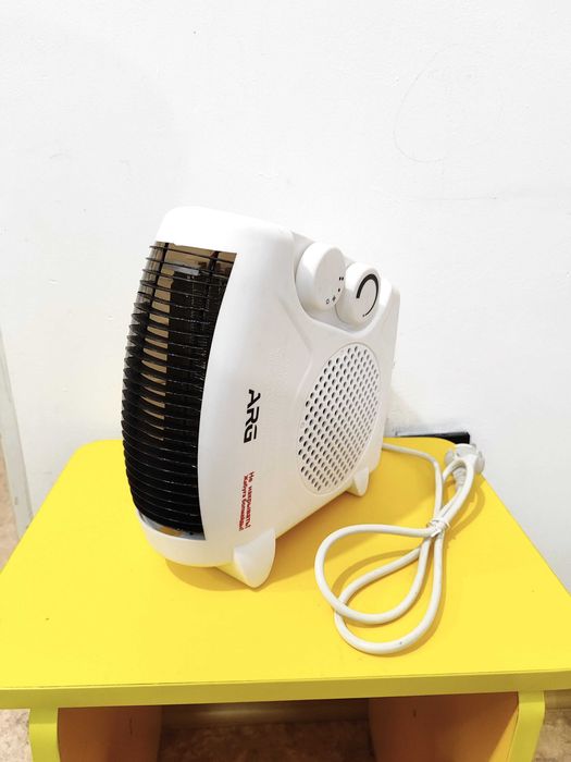 Обогреватель Тепловентилятор фирма "ARG" почти как Новый