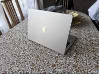 Macbook air 13 m2 продам