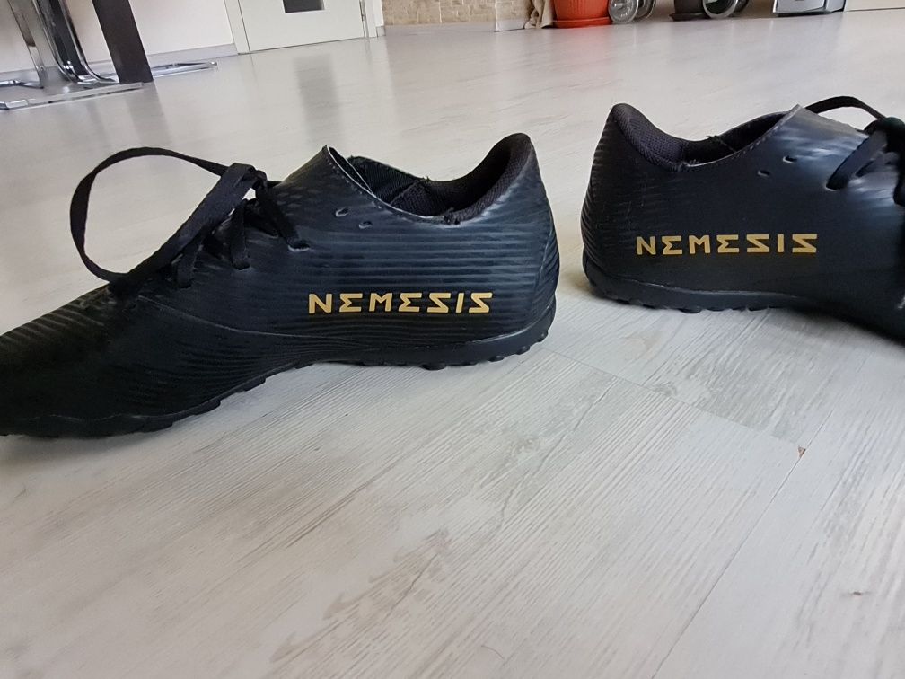 Мъжки маратонки, обувки Adidas nemesis, nemeziz