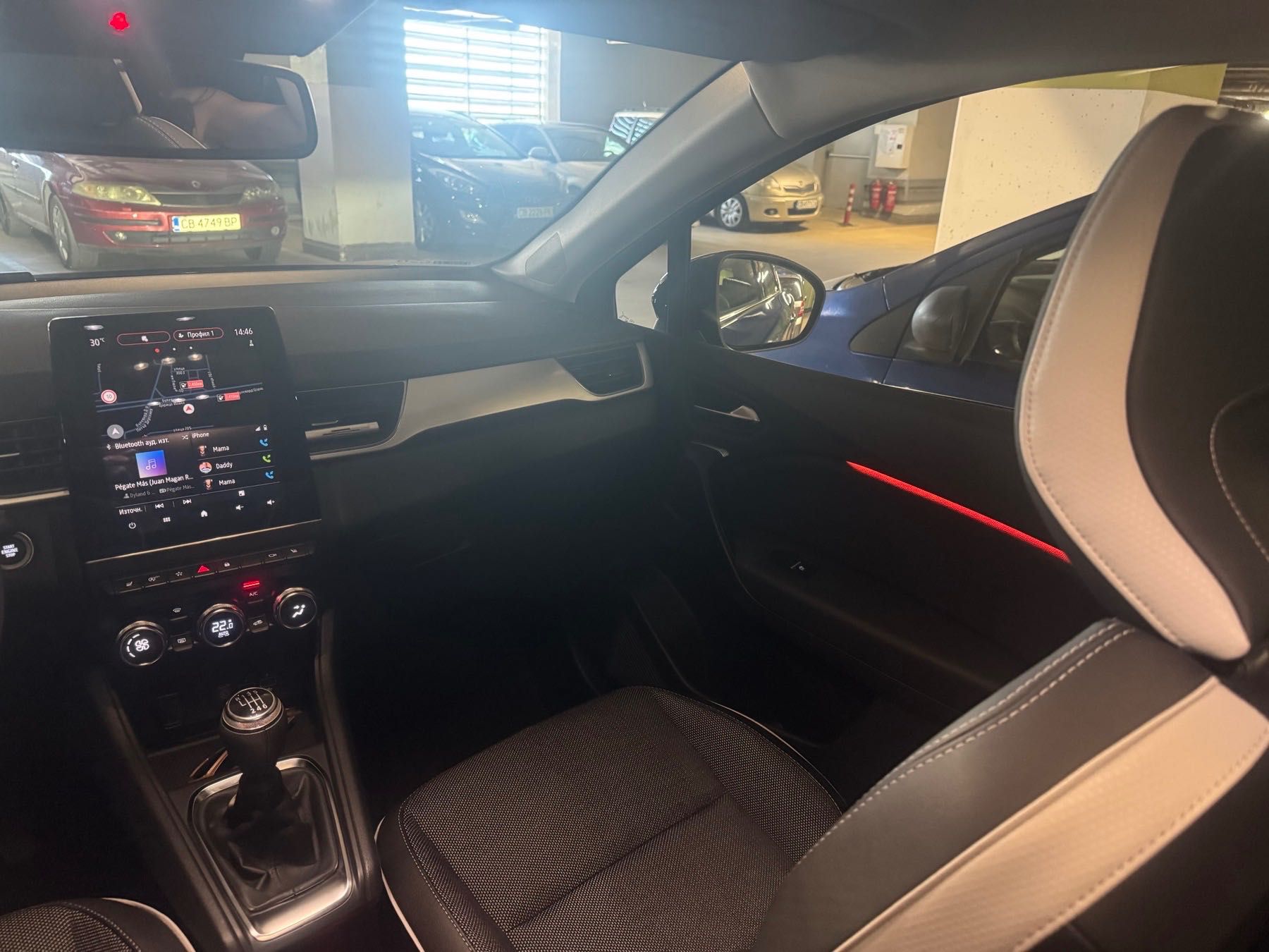 Renault Captur Intens TCe бензин LPG 100, 13 200 км, гаранционен.