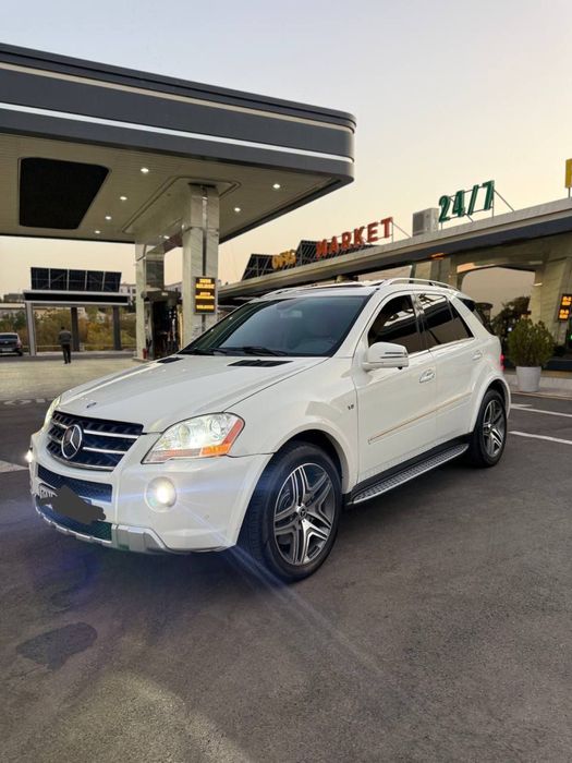 Mercedes-Benz ML 500