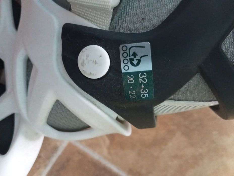 Vând role pentru copii