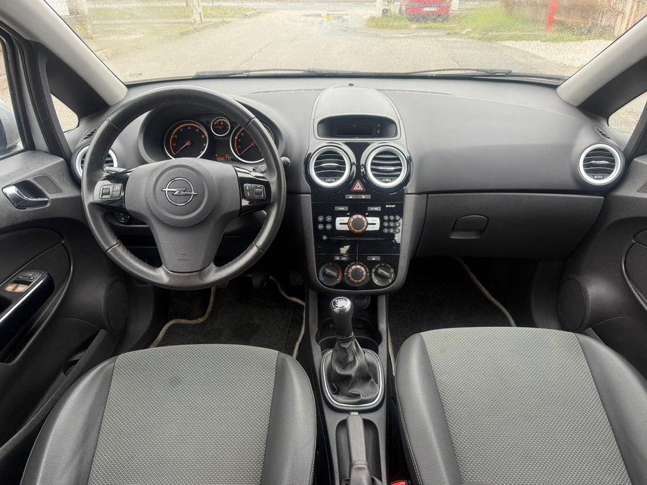 Opel Corsa D 1.4