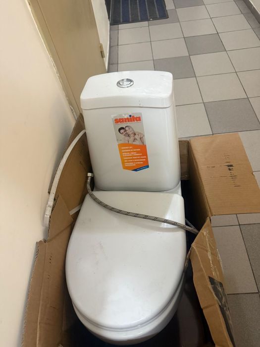 2 унитаза б/у по 10 000