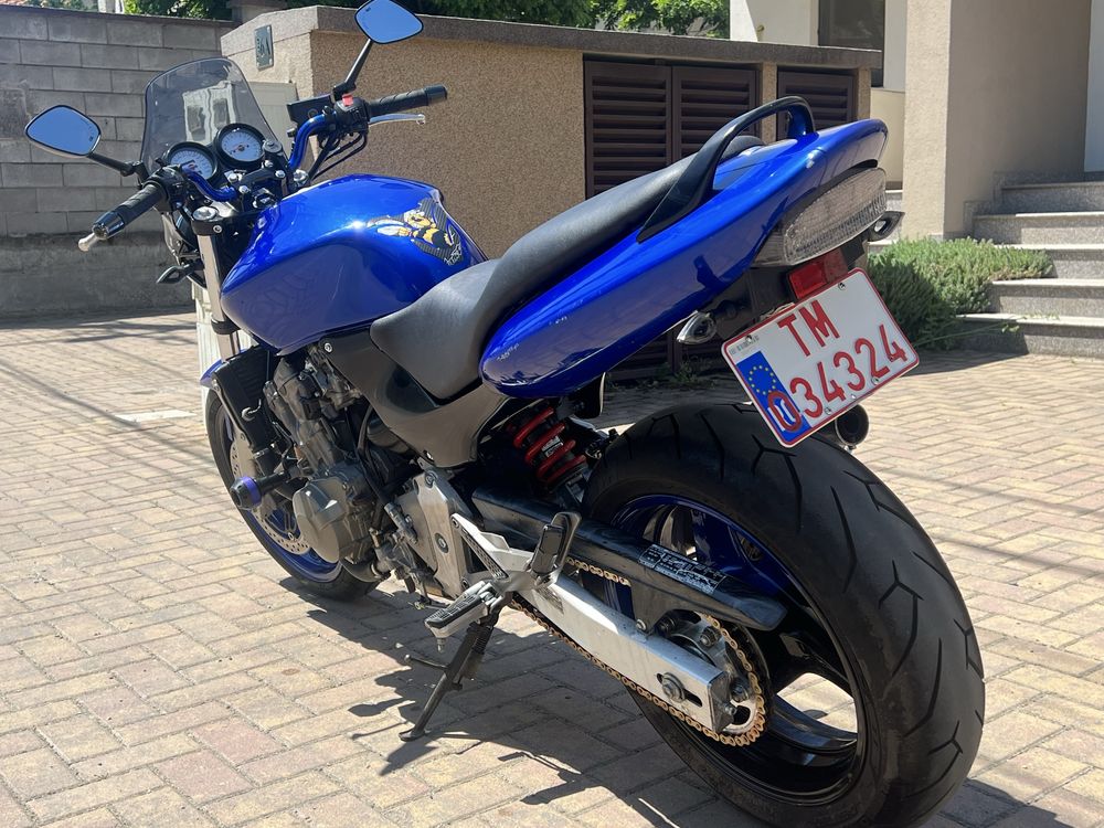 Honda hornet pc 34